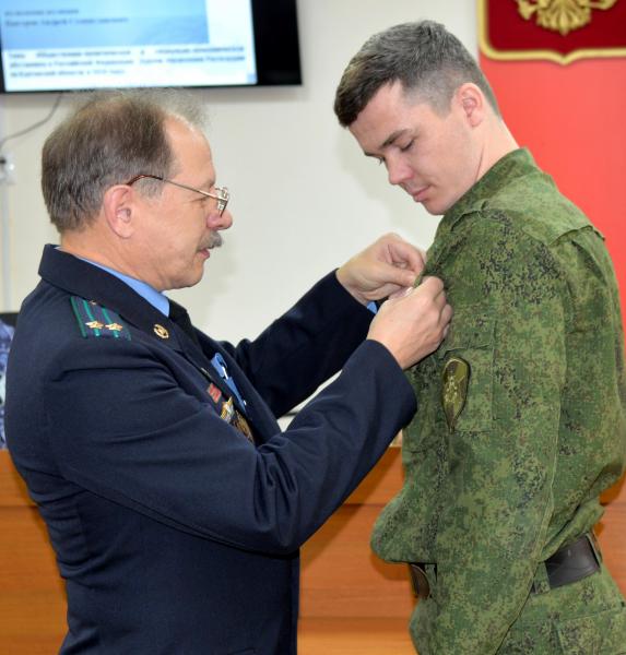 Офицеры зауральского управления Росгвардии награждены памятными медалями за добросовестную службу