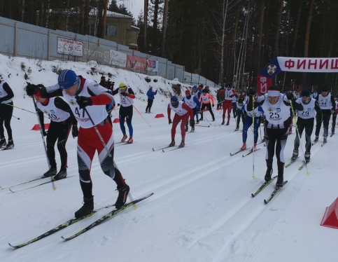 Курганские росгвардейцы стартовали на чемпионате Уральского округа Росгвардии по лыжным гонкам и служебному двоеборью
