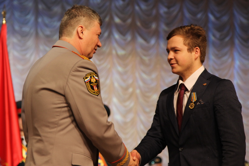 За героический поступок студент колледжа награжден медалью МЧС России «За спасение погибающих на водах»