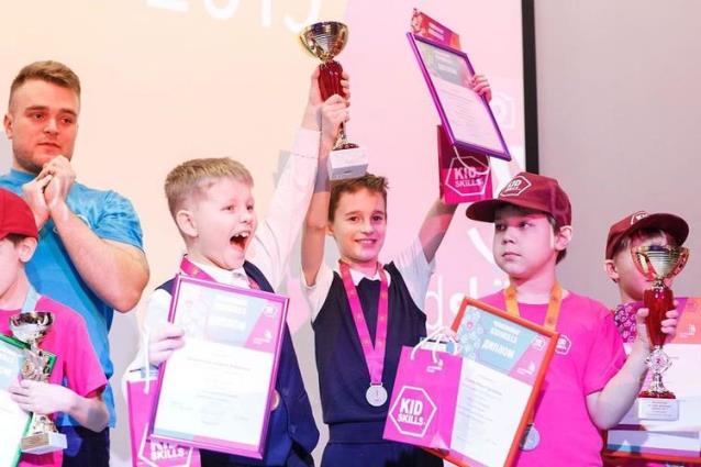 56 школ Москвы подготовили победителей и призеров чемпионата KidSkills
