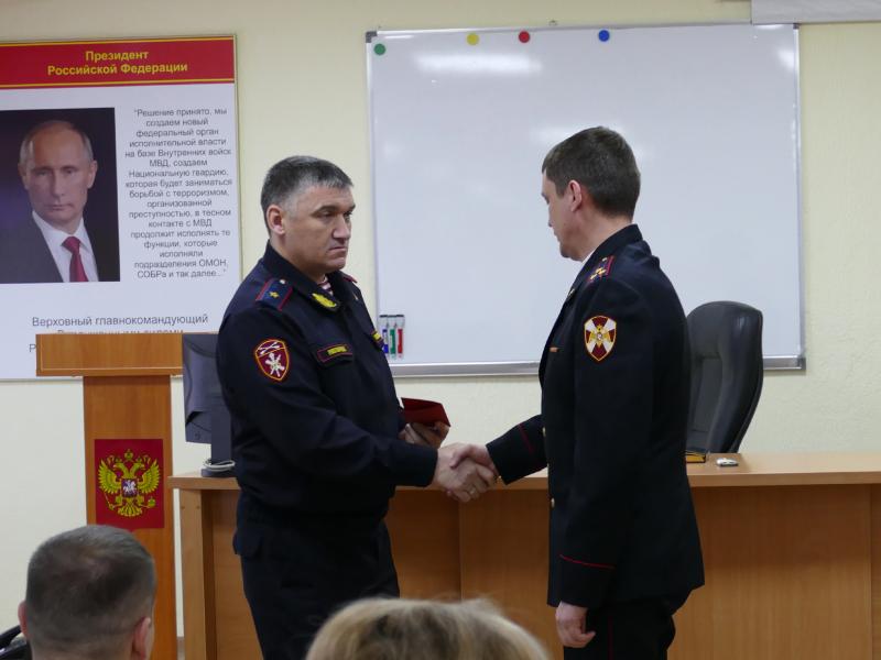 Начальник Управления Росгвардии по Иркутской области поздравил с профессиональным праздником подразделения лицензионно-разрешительной работы