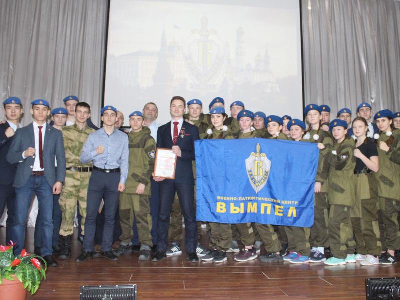 Сотрудники спецподразделения Росгвардии и ветераны боевых действий встретились со старшеклассниками Иркутска