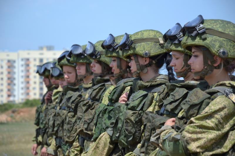 ТНТ совместно с Министерством обороны запускает уникальный проект «Солдатки».