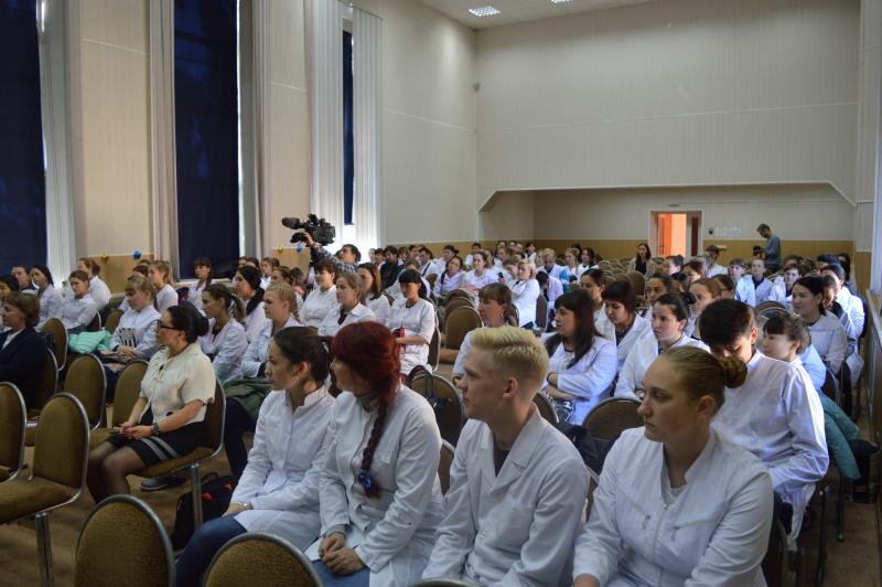 Сто пятьдесят студентов-медиков ХГУ находятся в резерве учреждений здравоохранения Хакасии