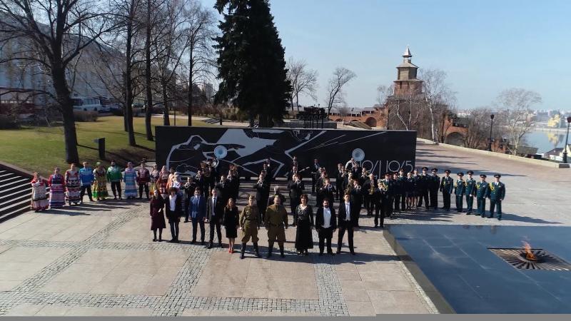 Артисты ансамбля песни и пляски Приволжского округа войск национальной гвардии РФ приняли участие в акции "Наш День Победы"