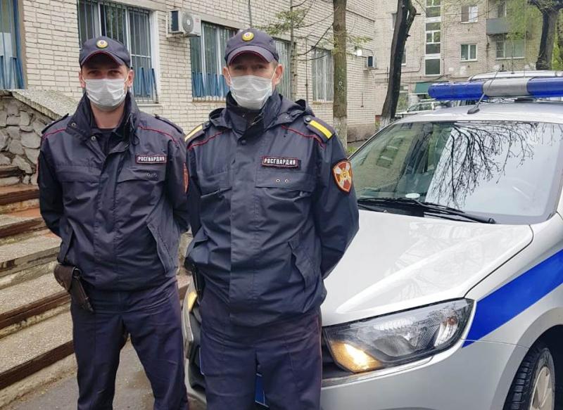В Хабаровске сотрудники Росгвардии задержали подозреваемого в краже автомобильного аккумулятора