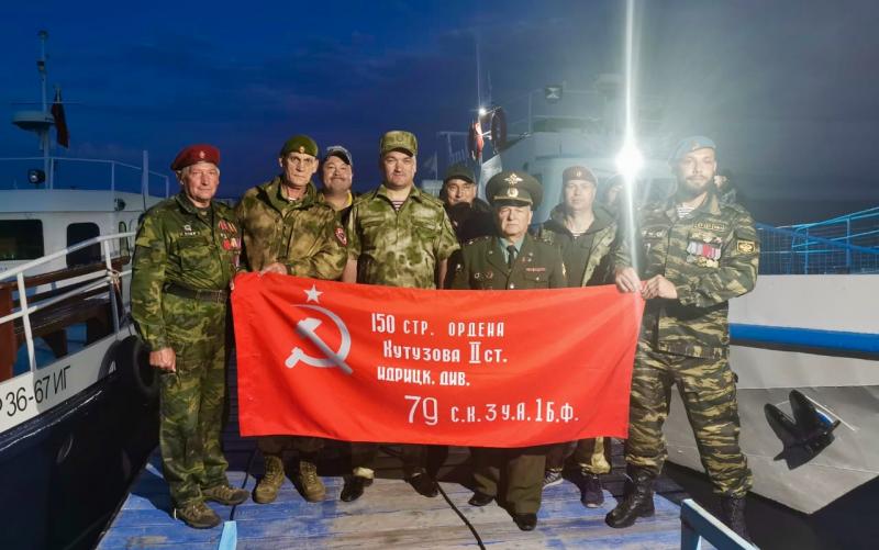 24 июня дан старт патриотического заплыва по озеру Байкал со знаменем Победы ветеранов Росгвардии, в честь празднования 75-летия Победы в Великой Отечественной войне