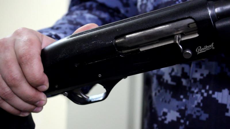 Не направляйте даже разряженное ружьё в сторону людей: Росгвардия НАО напоминает о правилах безопасности