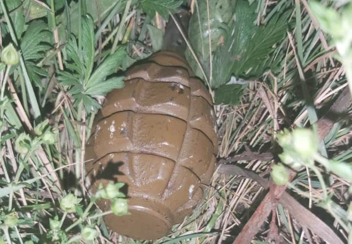 В Свердловской области взрывотехники ОМОН Росгвардии обследовали предмет, похожий на гранату