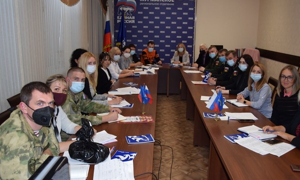 В Мурманской области сотрудники и военнослужащие Росгвардии приняли участие в селекторном совещании, посвященном подготовке «Диктанта Победы»