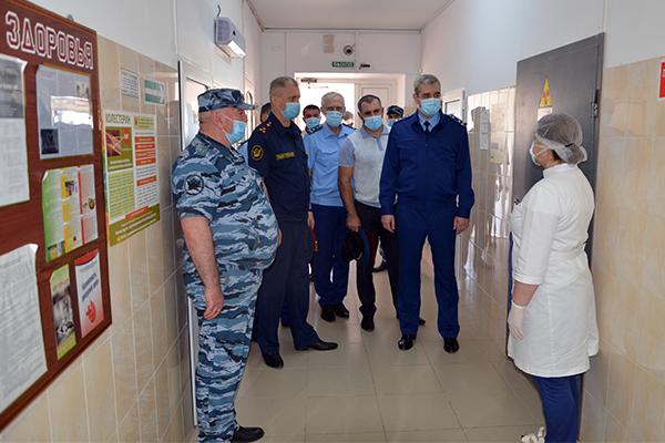 Прокурор Республики Дагестан с плановой проверкой посетил исправительную колонию № 8
