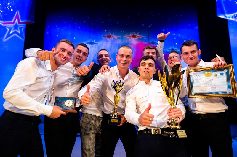 Конкурс-фестиваль творчества военнослужащих ВКС «И звезды становятся ближе...» завершился в Москве