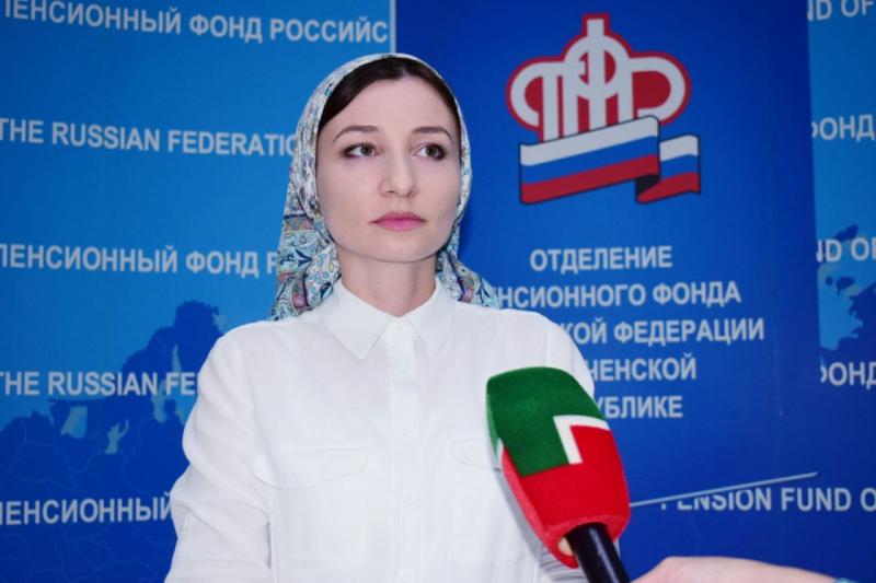 Отделение ПФР по Чеченской Республике напоминает, что 1 октября истекает срок приема заявлений на выплаты семьям с детьми
