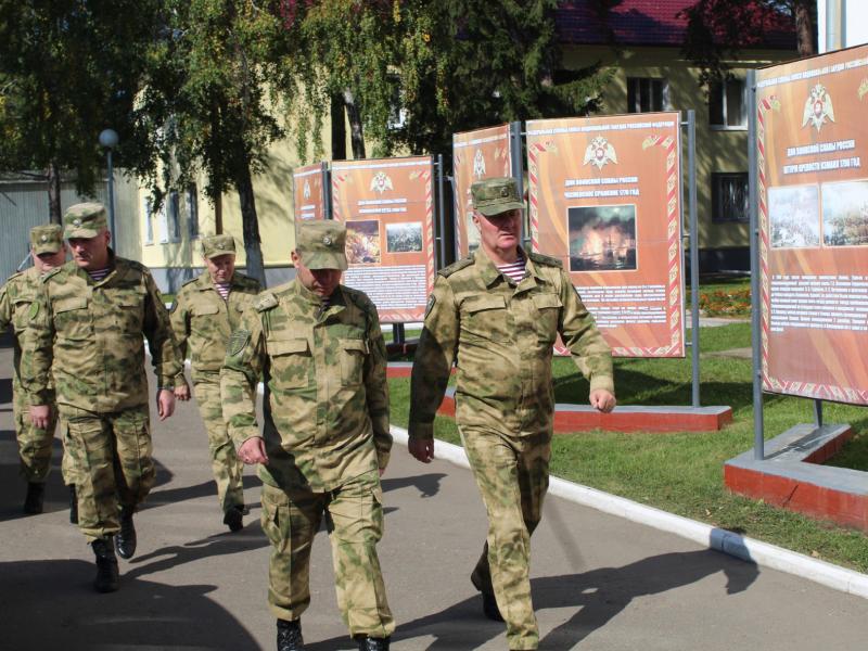 Командующий Сибирским округом Росгвардии проверил подразделения ведомства в Иркутской области