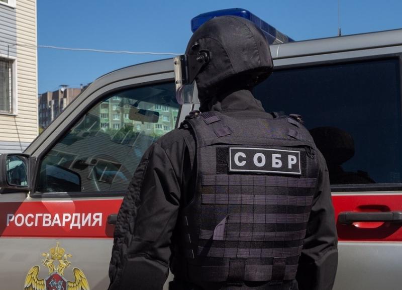 При участии Калининградского СОБР задержан подозреваемый в даче взятки