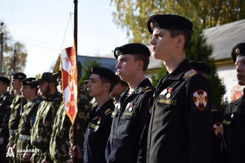 В Тюмени кадеты Росгвардии приняли участие в областных соревнованиях «Суворовский натиск»