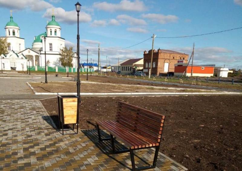 В селе Звериноголовское установили скамейки, изготовленные в ИК-2 УФСИН России по Курганской области