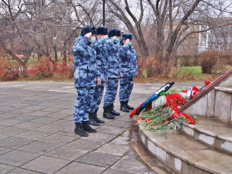 Хакасские росгвардейцы отдали дань памяти землякам, погибшим при исполнении служебного долга