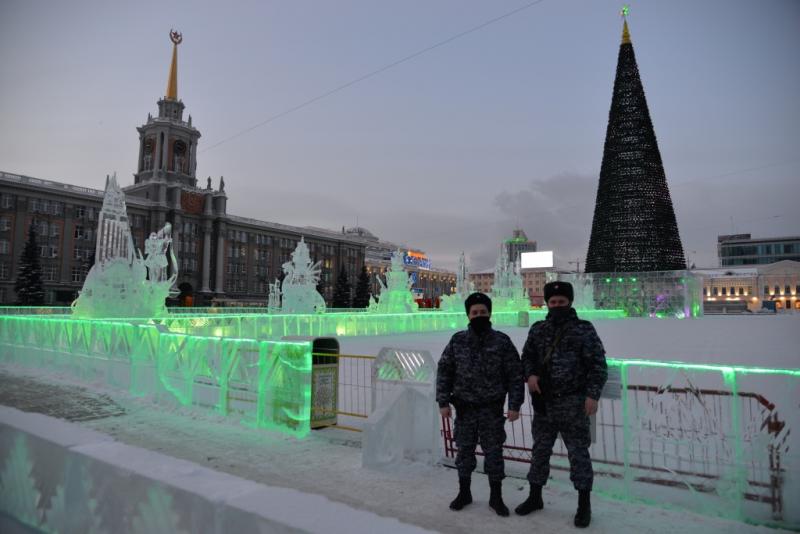 На Среднем Урале Росгвардия обеспечила охрану общественного порядка в новогоднюю ночь