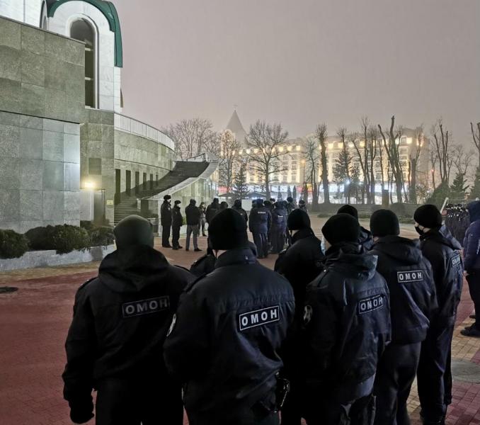 В Калининграде сотрудники Росгвардии принимают участие в обеспечении безопасности граждан в новогодние праздники