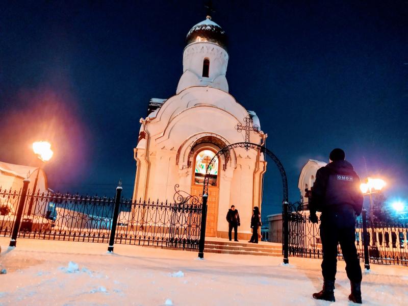 На Южном Урале сотрудники Росгвардии обеспечили охрану общественного порядка в период празднования Рождества Христова