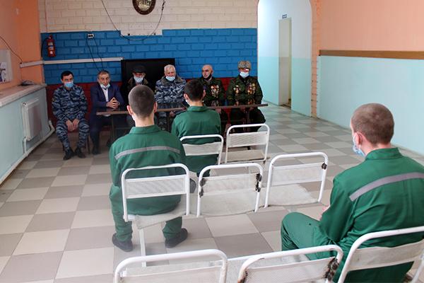 Воспитанники Кизилюртовской ВК встретились с воинами-интернационалистами
