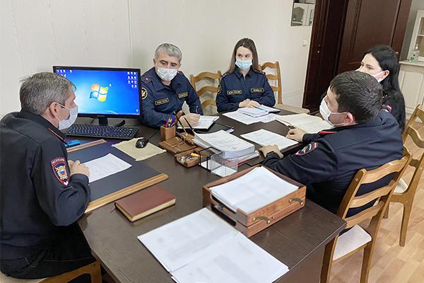 Представители уголовно-исполнительной инспекции и МВД по Республике Дагестан обсудили вопросы взаимодействия
