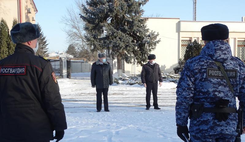 На Ставрополье росгвардейцы заступили на охрану общественного порядка в составе  совместных нарядов