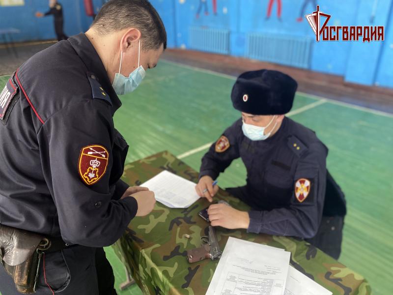 В Республике Алтай выявили лучшую группу задержания вневедомственной охраны Росгвардии