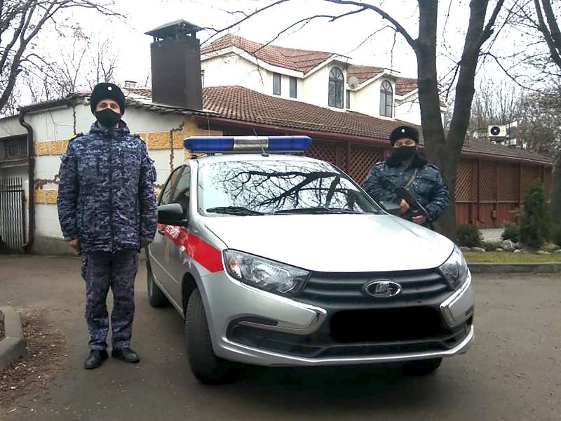 На Ставрополье сотрудники Росгвардии задержали нетрезвого водителя