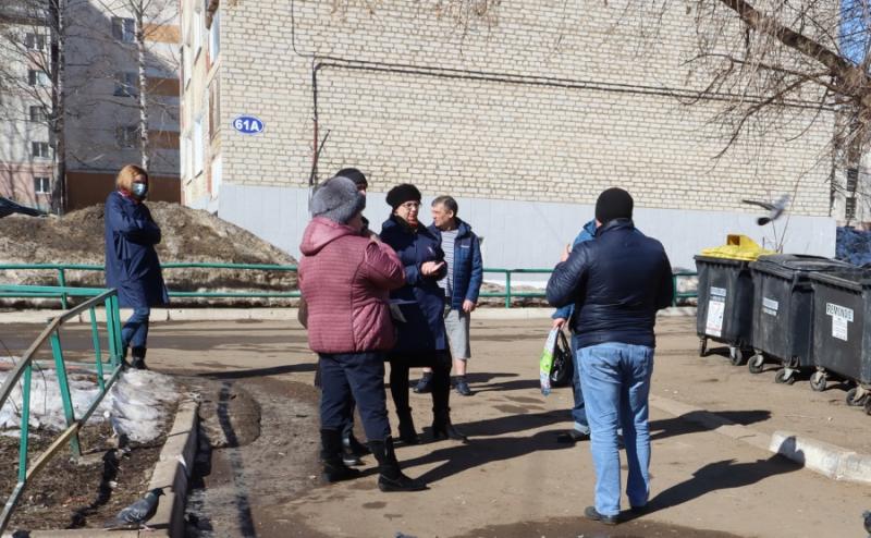 Кто продезинфицирует мусорные контейнеры во дворах Саранска?