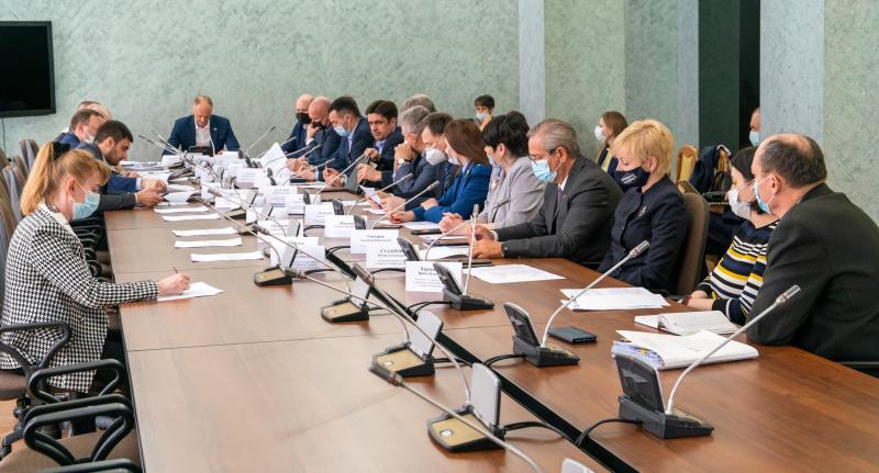 Челябинский бизнес-омбудсмен принял участие в заседании рабочей группы по контролю за восстановлением прав обманутых дольщиков