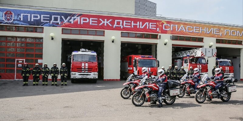 Пожарные и спасатели столицы в праздничные 
дни несут службу в усиленном режиме