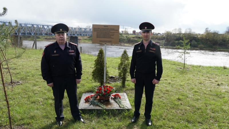 Росгвардейцы почтили память погибших в Великой Отечественной войне