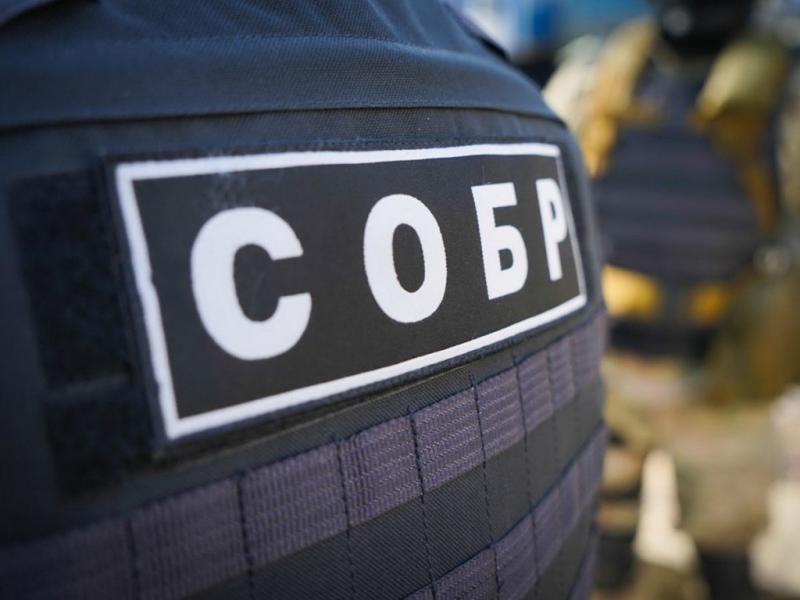 В Вологде при содействии сотрудников СОБР задержаны подозреваемые в незаконном обороте контрафактной продукции