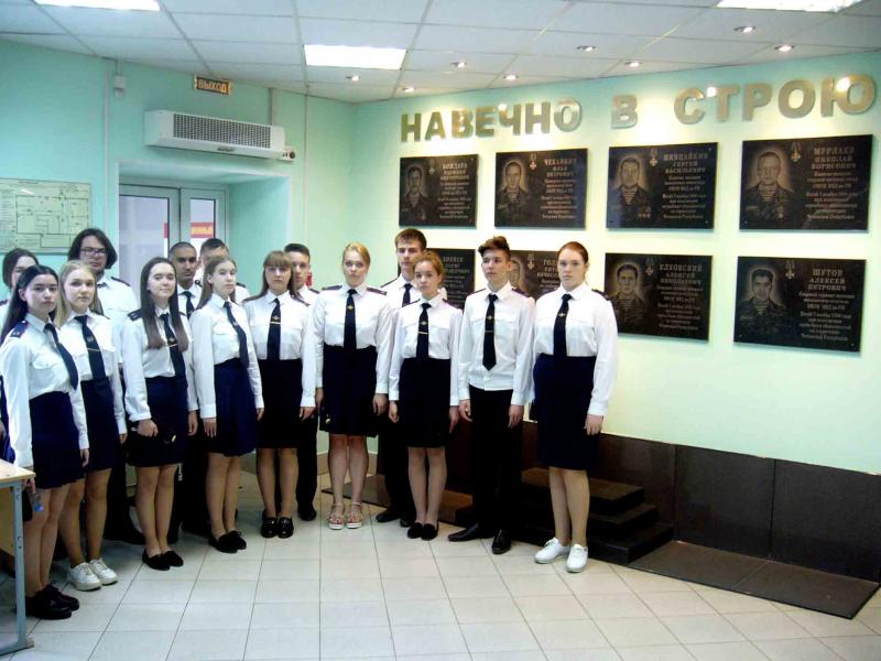 В Мордовии школьники побывали в гостях у спецподразделения Росгвардии