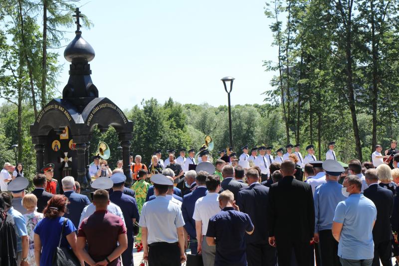 В День памяти и скорби сотрудники Орелэнерго почтили память защитников Отечества.