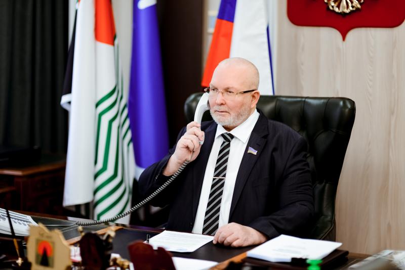 Владимир Семенов держит на депутатском контроле ход исполнения наказов избирателей
