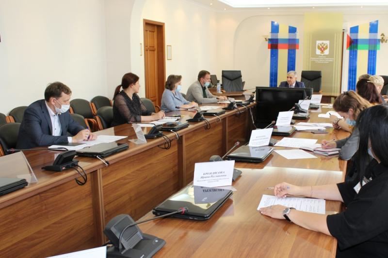 В Тюменской области обсудили новеллы законодательства в сфере кадастрового учета и регистрации недвижимости
