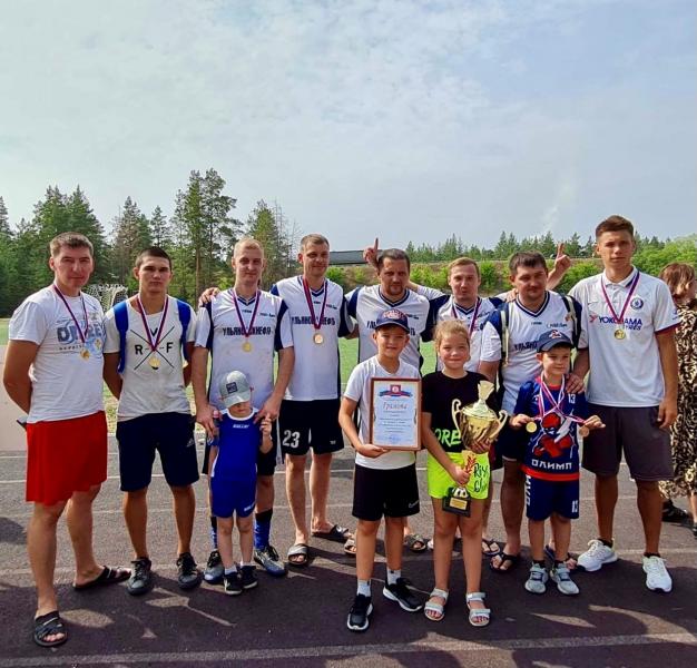 Начальник филиала Управления вневедомственной охраны Росгвардии Николаевского района по Ульяновской области выиграл командные соревнования по мини-футболу