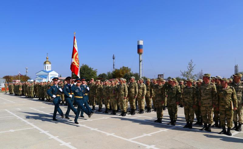 Командующий ОГВ(с) поздравил военнослужащих отдельного батальона обеспечения Росгвардии с днем образования воинской части