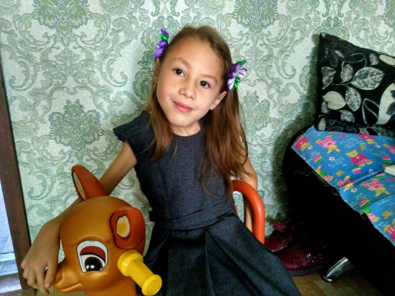 В Омске собирают средства на помощь девочке с миодистрофией Дюшенна