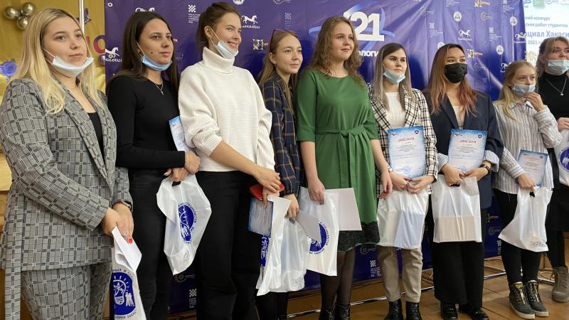 Студенты ХГУ завоевали 13 призовых мест в конкурсе «Научный потенциал Хакасии»