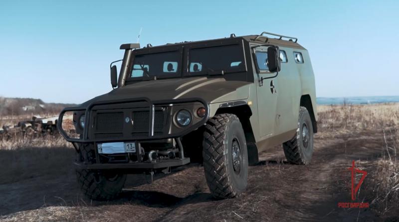 «Тигр» - многоцелевой бронеавтомобиль повышенной проходимости, стоящий на вооружении спецподразделения ОМОН Росгвардии по Республике Мордовия
