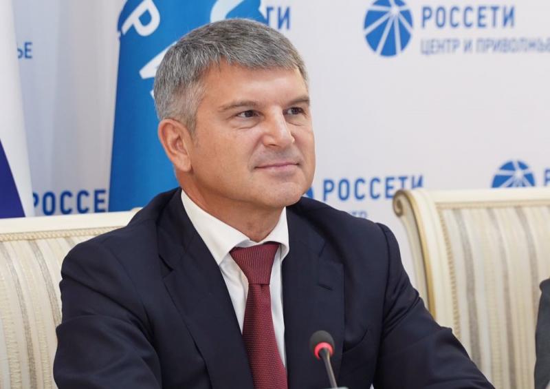 Сергей Куликов, Кирилл Комаров и Игорь Маковский ввели в работу системы накопления электроэнергии