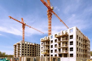 Две оренбургские строительные компании первыми в регионе зарегистрировали право дольщиков без их участия