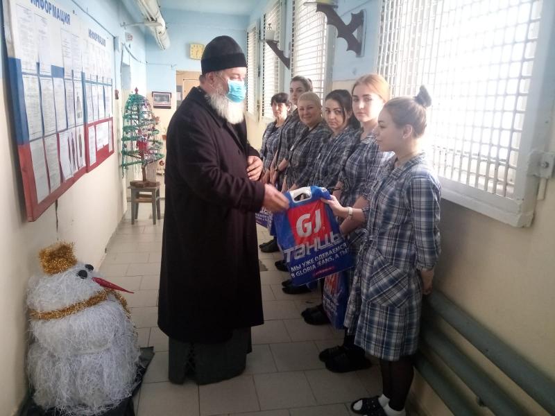 Во дни Рождественских Святок осужденные Ростовской области получили рождественские подарки