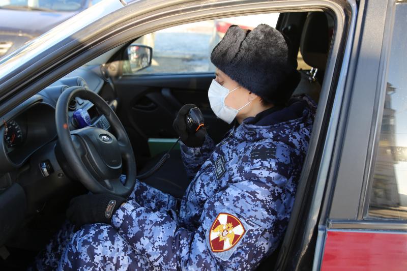 В Мордовии патруль Росгвардии пресёк движение автомобиля под управлением нетрезвого водителя