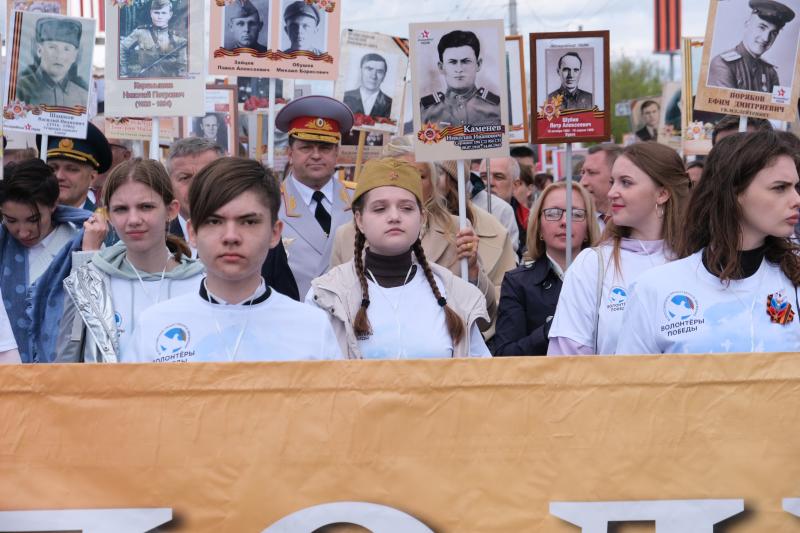 Росгвардейцы приняли участие в праздновании Дня Победы в Курске