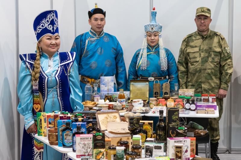 Управление Росгвардии по Республике Алтай приняло участие в выставке «Экспотехностраж-2022».
